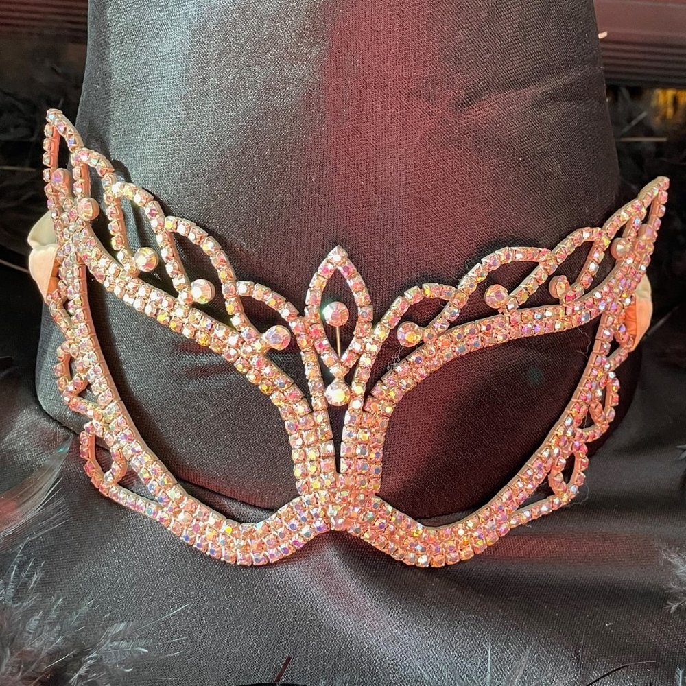 AB Rhinestone masquerade mardi gras mask - Picture 1 of 9